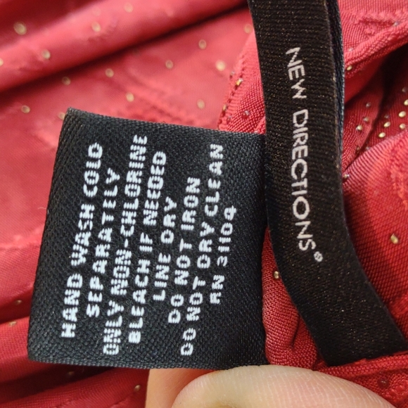 New Directions Shirt Blouse, Size Large, red - Picture 8 of 8